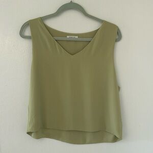Babaton Aritiza Blouse Size L Green